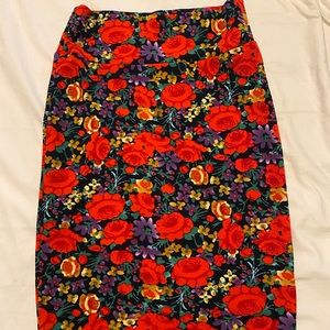 EUC Small Cassie Lularoe pencil skirt floral